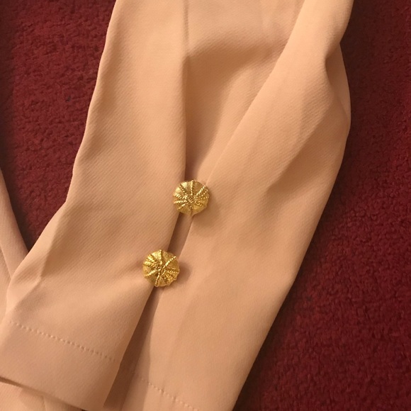 BEIGE RUFFLE TOP. SOLD OUT - Picture 5 of 5